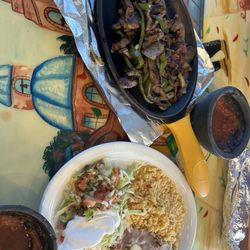 Si Señor Mexican Restaurant - Steak fajitas