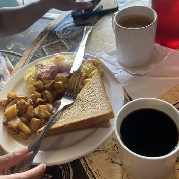 Java Jazz & Soup Nutz - Hawaiian omelette, local black coffee, americano - Coffee & Tea Near Me - Lahaina, Hawaii Java Jazz & Soup Nutz - Hawaiian omelette, local black coffee, americano - Coffee & Tea Near Me - Lahaina, Hawaii