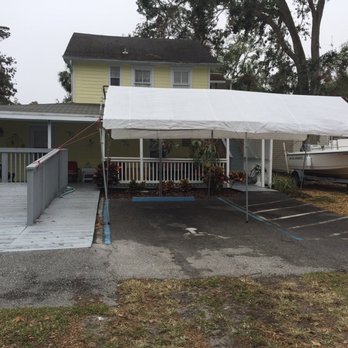 River Lily Inn Bed And Breakfast - Handicap parking and Ramps - Bed & Breakfast Near Me - Daytona Beach, Florida River Lily Inn Bed And Breakfast - Handicap parking and Ramps - Bed & Breakfast Near Me - Daytona Beach, Florida