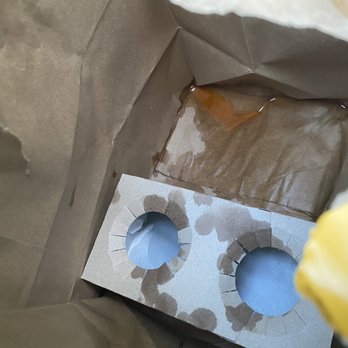 McDonald's - my bag was soaking wet bc some moron didn't put the top on all the way and when I tried to tell someone about it they ran away... - Burgers Near Me - Eagan, Minnesota McDonald's - my bag was soaking wet bc some moron didn't put the top on all the way and when I tried to tell someone about it they ran away... - Burgers Near Me - Eagan, Minnesota