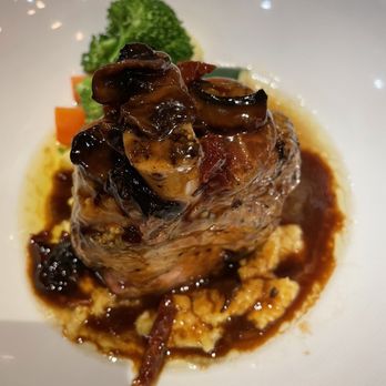 Jackalope's Bar and Grill - Pork shank - American Near Me - Fish Camp, California Jackalope's Bar and Grill - Pork shank - American Near Me - Fish Camp, California