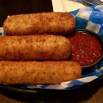 Surfside Taphouse - Housemade Molten Mozzarella Sticks - Bars Near Me - Clearwater, Florida