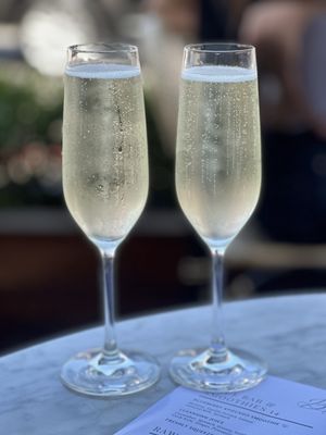 THE Blvd Restaurant and Lounge by null