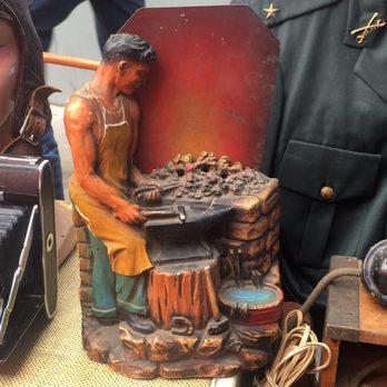 Mercado La Lagunilla - Flea Markets Near Me - México, D.F., DIF Mercado La Lagunilla - Flea Markets Near Me - México, D.F., DIF