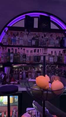 Hidden Bar by null
