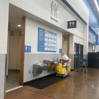 Walmart Supercenter - Department Stores Near Me - Lauderdale Lakes, Florida Walmart Supercenter - Department Stores Near Me - Lauderdale Lakes, Florida