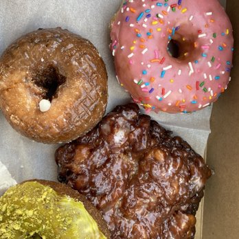 Friendly Donuts - Donuts Near Me - Orange, California Friendly Donuts - Donuts Near Me - Orange, California