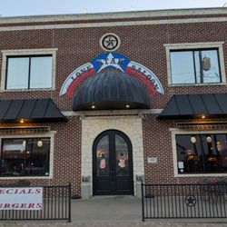 The Lone Star Saloon - What a nice vintage location..