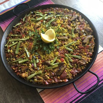 Spain to Go - Chicken and pork paella - Caterers Near Me Spain to Go - Chicken and pork paella - Caterers Near Me