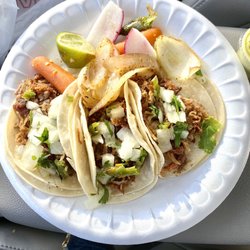 Taqueria El Pollo Loco - Carnitas tacos