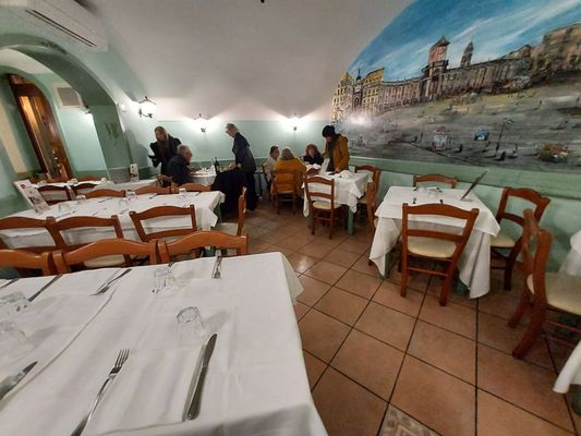 Antica Pizzeria Port’Alba by null