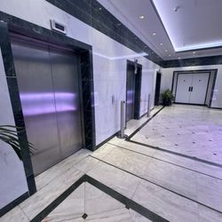 Equinox Kensington - Enter building, take elevator to 5th floor