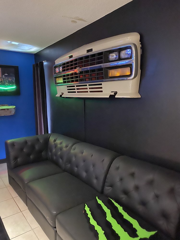 GOODFELLAS GARAGE Updated June 2024 11 Photos 3138 E State Rd 60