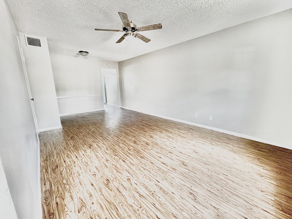 MAGNOLIA MANOR TOWNHOMES 13 Photos 180 W Texaco Ave, West Columbia