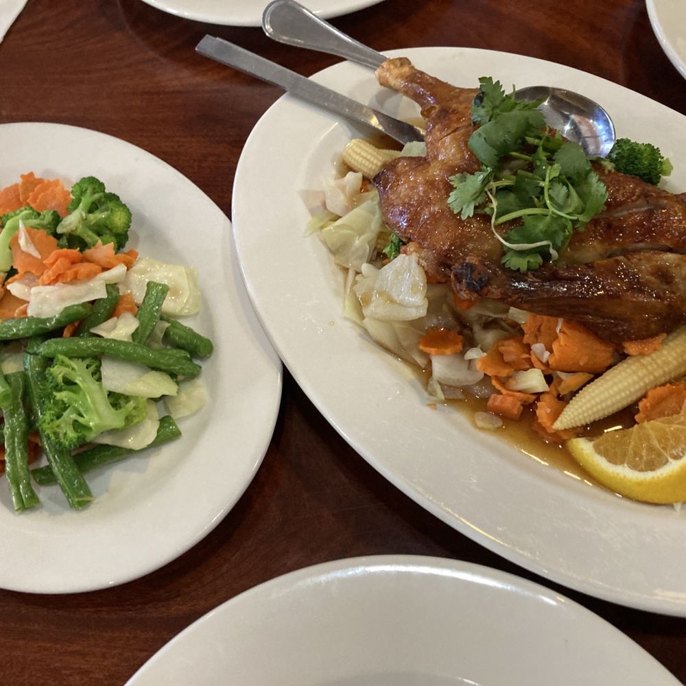 9 Nine Thai Restaurant - Duck with veggies - Thai Near Me - Klamath Falls, Oregon