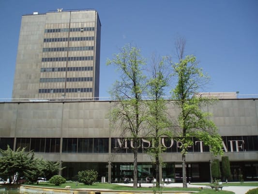 Museo del Traje by null