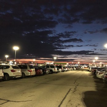 FastPark & Relax - Parking Near Me - Milwaukee, Wisconsin