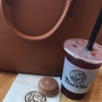 Teas'n You - Ferrero Rocher Macaron & Acai Breeze w/ Aloe Vera - Bubble Tea Near Me - Vienna, Virginia Teas'n You - Ferrero Rocher Macaron & Acai Breeze w/ Aloe Vera - Bubble Tea Near Me - Vienna, Virginia
