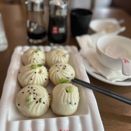 Pan Fried Pork Buns