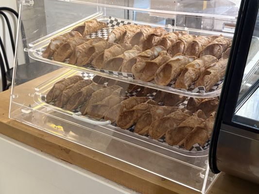 Pile Ou Glace Gelateria by null