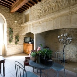 Hôtellerie de Malet - Espace Angèle Mérici - Notre salon                                                                             http://www.espaceangelemerici.fr