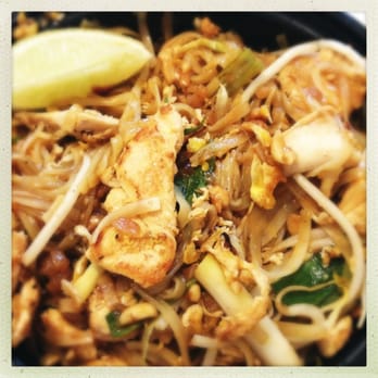 Little Thai Kitchen - Chicken pad Thai - Thai Near Me - Greenwich, Connecticut Little Thai Kitchen - Chicken pad Thai - Thai Near Me - Greenwich, Connecticut