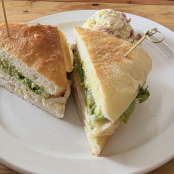 Husick’s By Forester - Chicken sandwich - Beer Gardens Near Me - Clarksburg, California Husick’s By Forester - Chicken sandwich - Beer Gardens Near Me - Clarksburg, California