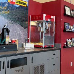 Les Schwab Tire Center