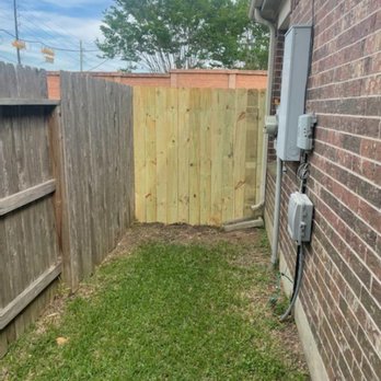 Budget Pro Remodeling - New fence installed. - Tree Services Near Me Budget Pro Remodeling - New fence installed. - Tree Services Near Me