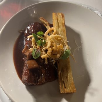 Crossroads Kitchen - "Short ribs" and potatoes - Vegan Near Me - Las Vegas, Nevada Crossroads Kitchen - "Short ribs" and potatoes - Vegan Near Me - Las Vegas, Nevada