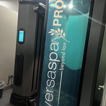 Celebrity Tan + Wellness - Versa spray tan - Tanning Beds Near Me - Tucson, Arizona