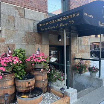 New Scotland Spirits Tasting Room - Outside - Wine Tasting Room Near Me - Albany, New York