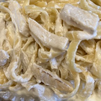 Luigi's Pizza & Pasta - Fettuccine Alfredo with Chicken - Italian Near Me - Menasha, Wisconsin Luigi's Pizza & Pasta - Fettuccine Alfredo with Chicken - Italian Near Me - Menasha, Wisconsin