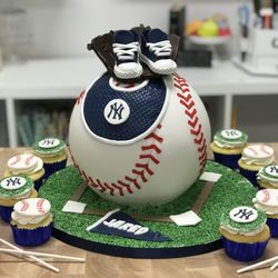 One Love Cakes - Baseball Cake