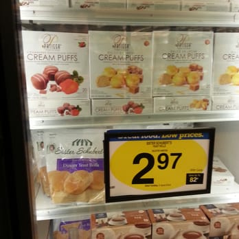 Kroger - a display of cream puffs in a store - Grocery Near Me - Baytown, Texas Kroger - a display of cream puffs in a store - Grocery Near Me - Baytown, Texas