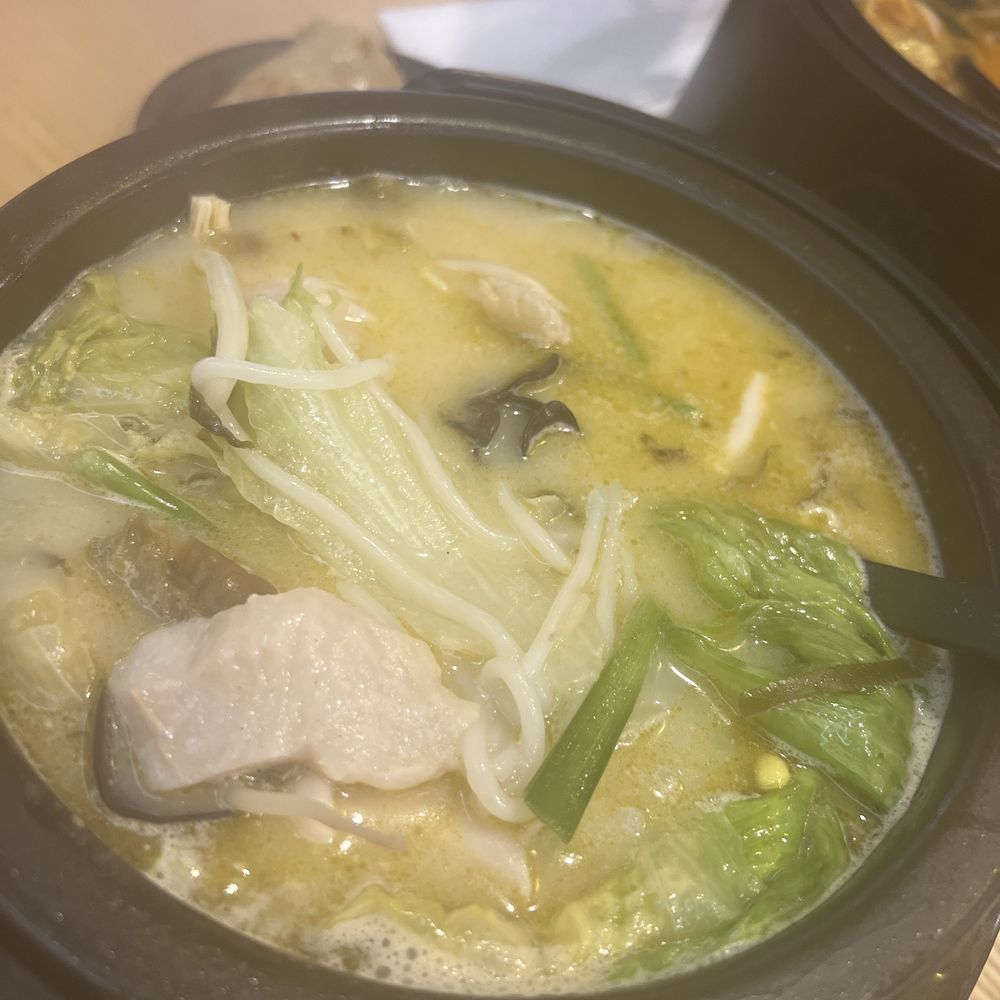 Shi Miao Dao - Flushing - Pickle vegetable with fish fillet rice noodle soup - Noodles Near Me - Flushing, New York Shi Miao Dao - Flushing - Pickle vegetable with fish fillet rice noodle soup - Noodles Near Me - Flushing, New York