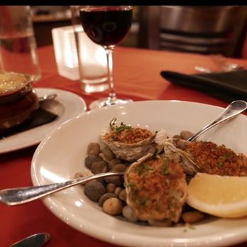 Dear John’s - Oyster Rockefeller and onion soup was delicious - American Near Me - Culver City, California