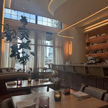 Ash - Italian Near Me - Tampa, Florida