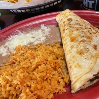 Rio Grande Mexican Restaurant - Quesadilla Asada Fajitas - Mexican Near Me - Columbia, Missouri
