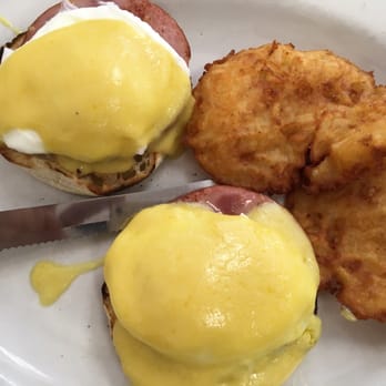 Brooks Cafe - Eggs Benedict - American Near Me - Douglassville, Pennsylvania Brooks Cafe - Eggs Benedict - American Near Me - Douglassville, Pennsylvania