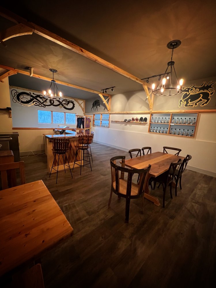 Awildan Distilling Logo