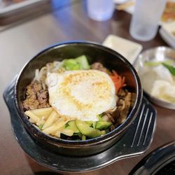 Moobongri Soup & Yakiniku - Bibimbap