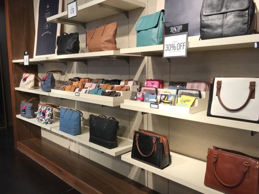 Fossil Outlet 18 W Lightcap Rd 