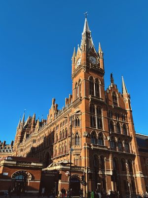 St Pancras International by null