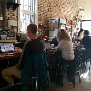 Arlington Five - Interior - Coffee & Tea Near Me - Ottawa, Ontario