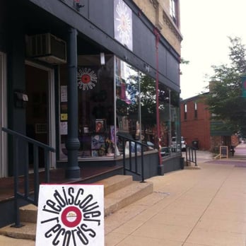 Rediscover Records - storefront - Vinyl Records Near Me - Elgin, Illinois