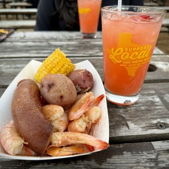 East Side Denton - Shrimp Boil & Hurricane for Mardi Gras - Beer Gardens Near Me - Denton, Texas East Side Denton - Shrimp Boil & Hurricane for Mardi Gras - Beer Gardens Near Me - Denton, Texas