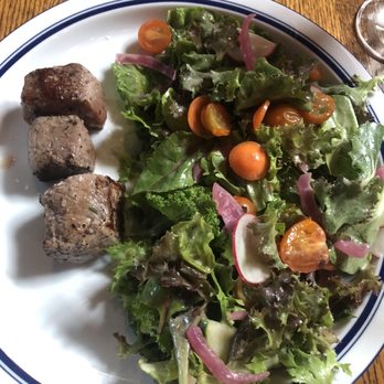 Horse Inn - FARMER 'S SALAD with sirloin and lemon vinaigrette - Gastropubs Near Me - Lancaster, Pennsylvania Horse Inn - FARMER 'S SALAD with sirloin and lemon vinaigrette - Gastropubs Near Me - Lancaster, Pennsylvania