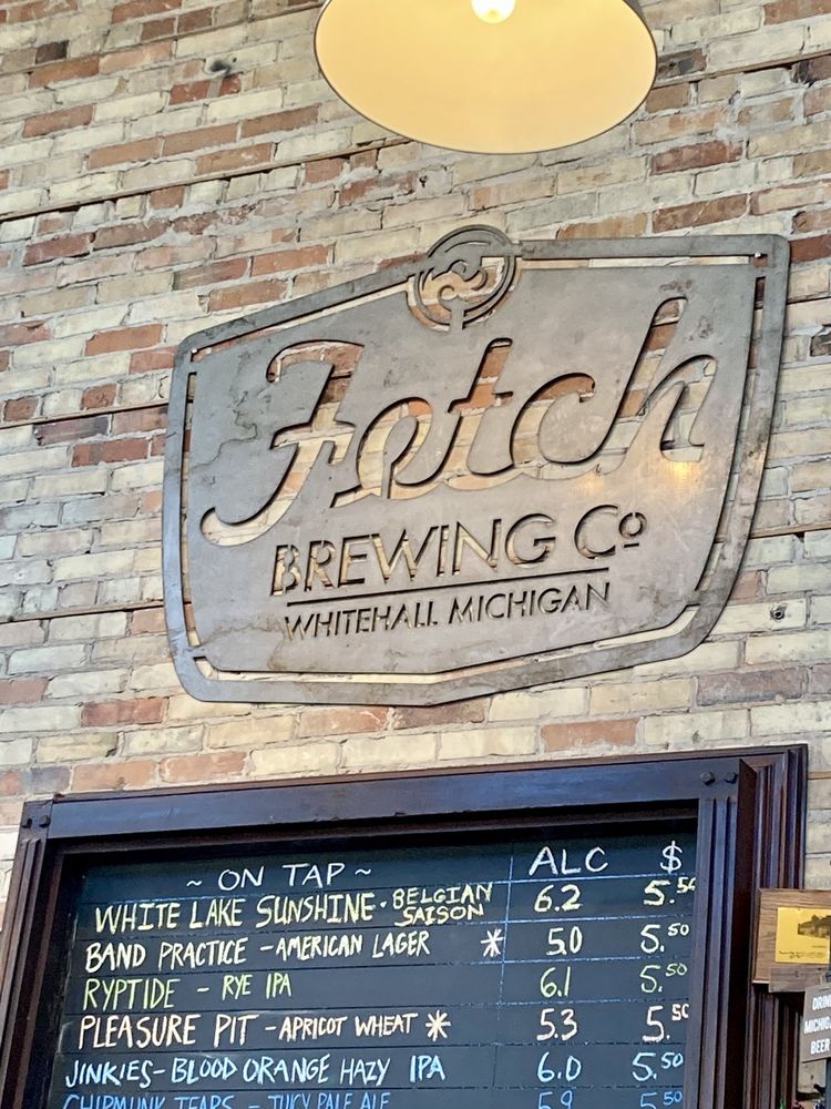 Fetch Brewing Company Logo