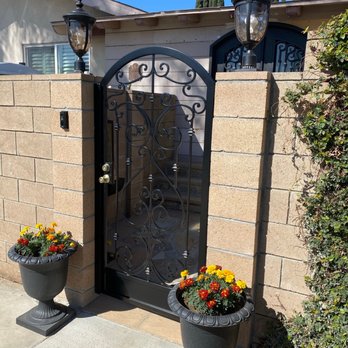 E & E Custom Iron Works - Fences & Gates Near Me - La Puente, California